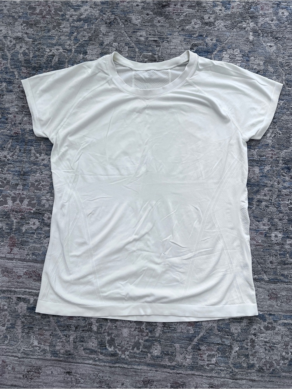 Athleta Women’s Momentum Seamless Performance Tee Butter Yellow “Glow” size XL